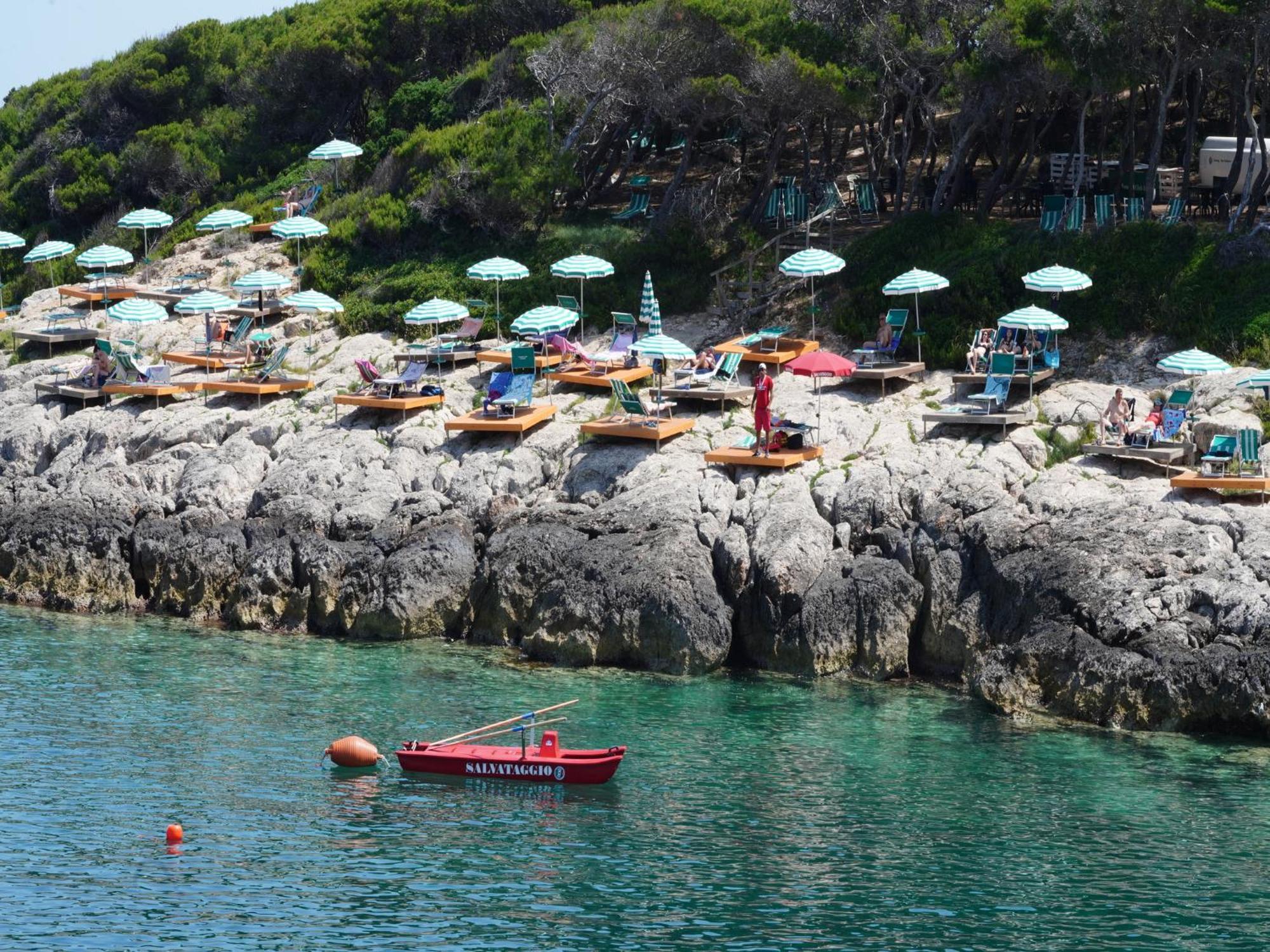 Touring Club Italiano - Isole Tremiti Hotel San Domino Bagian luar foto