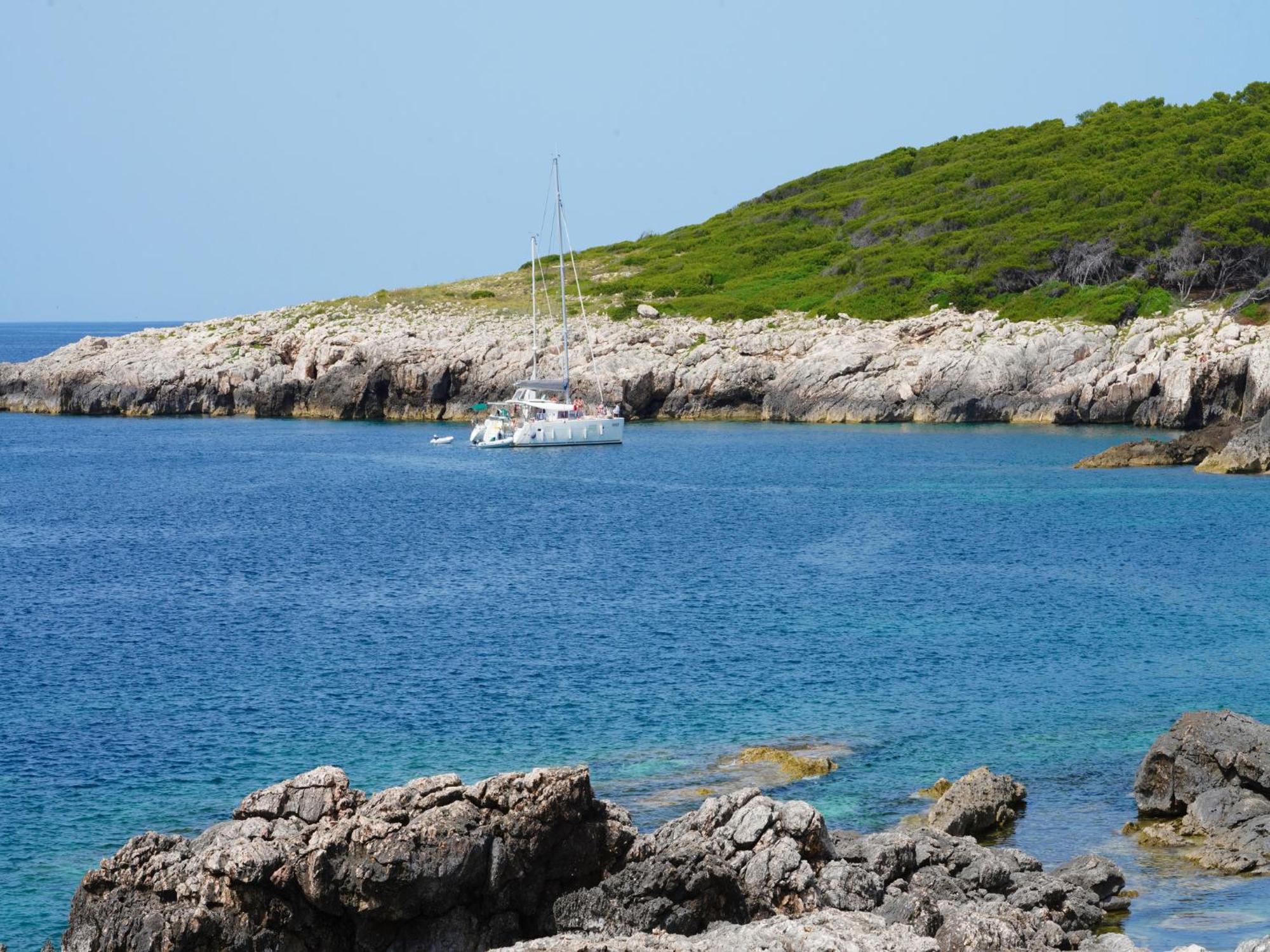 Touring Club Italiano - Isole Tremiti Hotel San Domino Bagian luar foto