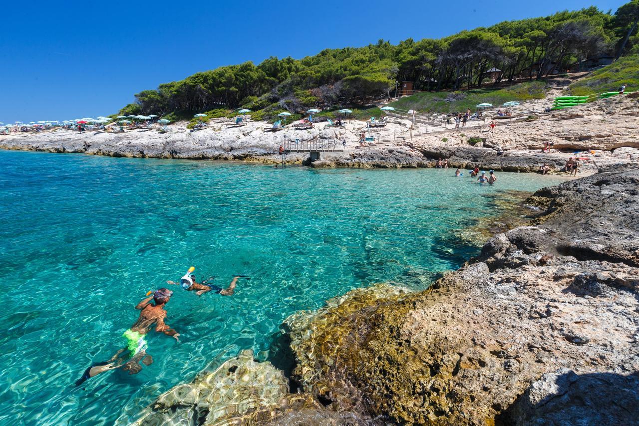 Touring Club Italiano - Isole Tremiti Hotel San Domino Bagian luar foto